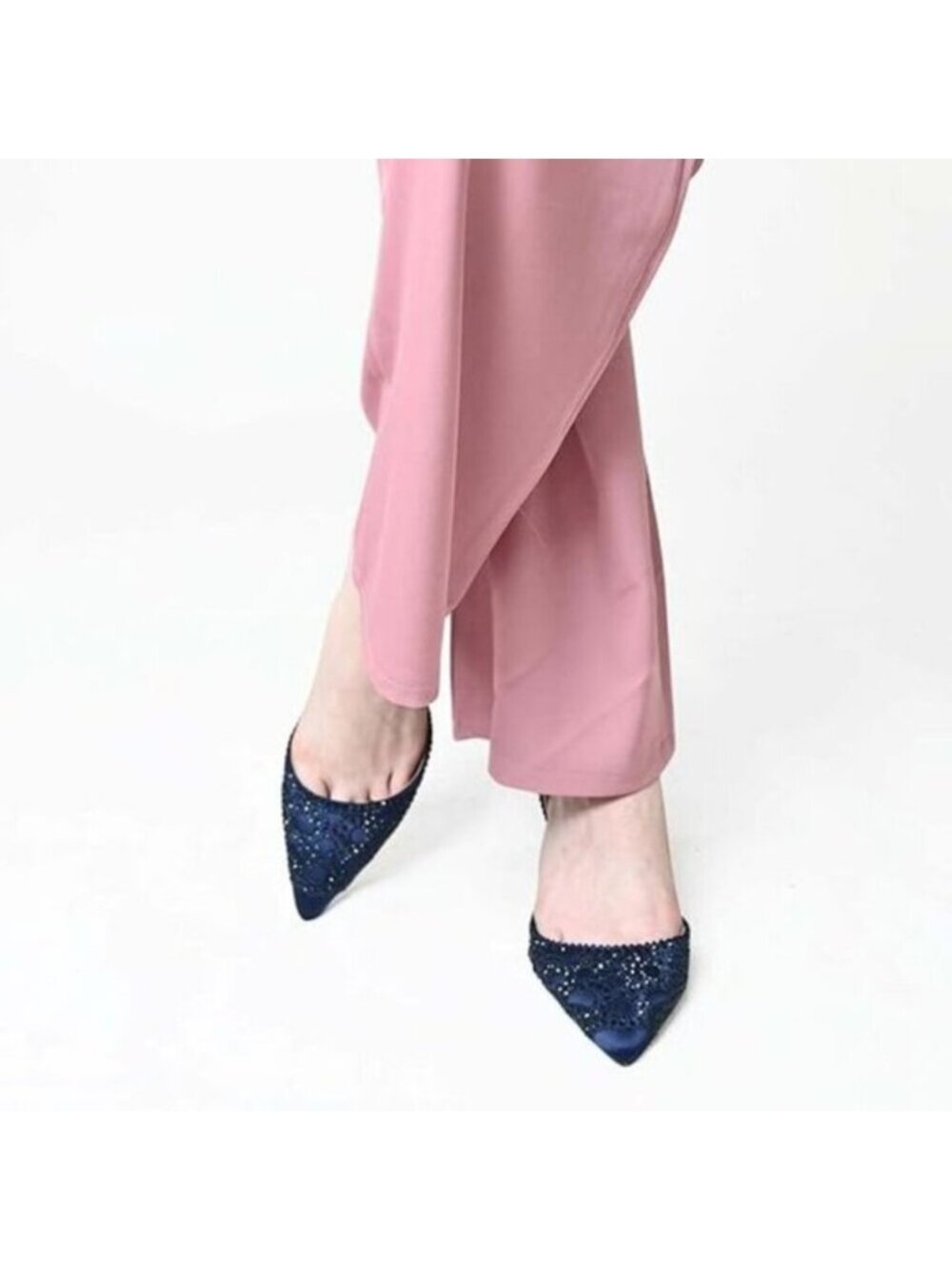 D'Orsay Women’s Size 7.5 Satin Pumps Pointed Toe Crystal Heels Rhinestone XYD